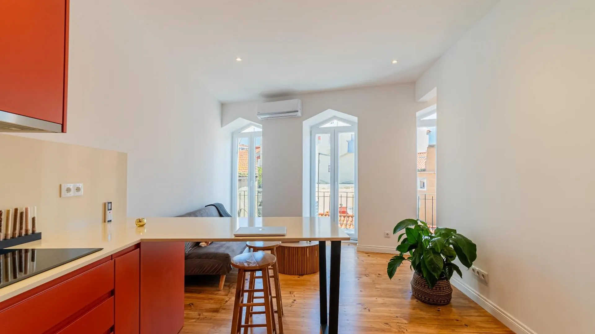 Apartment Bright Duplex With Stunning Bridge Views In The History Area Portugal