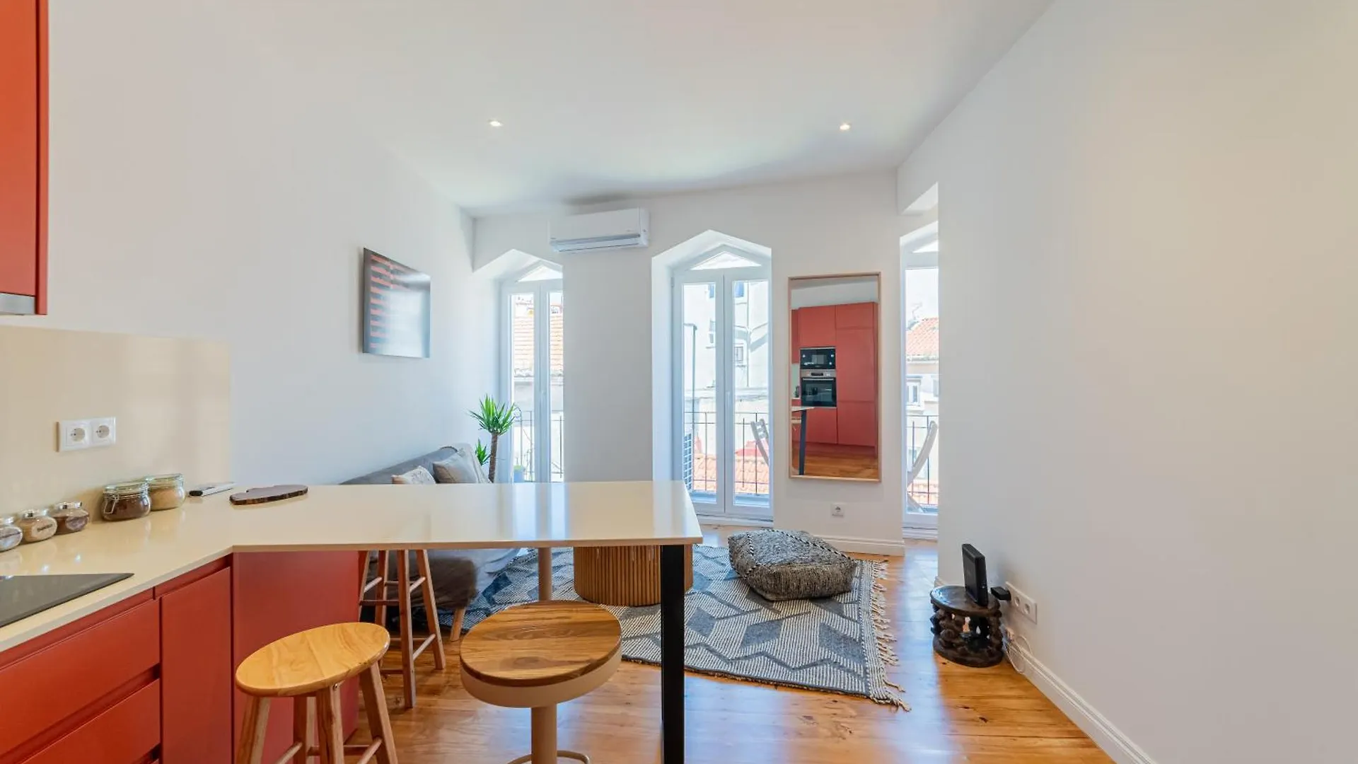Apartment Bright Duplex With Stunning Bridge Views In The History Area